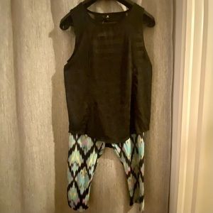 Black New Tank Top and Multi-Color Capri Set- Large